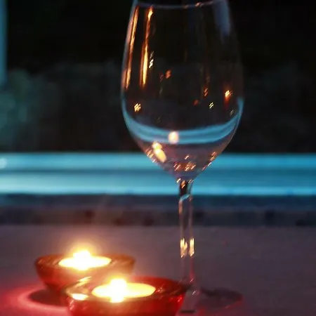 Nora & Lucija * バスカ