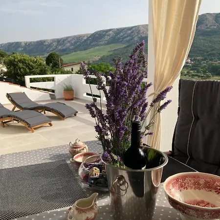 Nora & Lucija Apartmán *