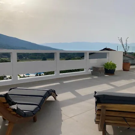 Apartmán Nora & Lucija *